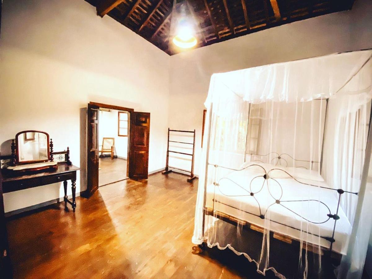 Gileemale Walawwa & Estate Hotel Ratnapura Buitenkant foto