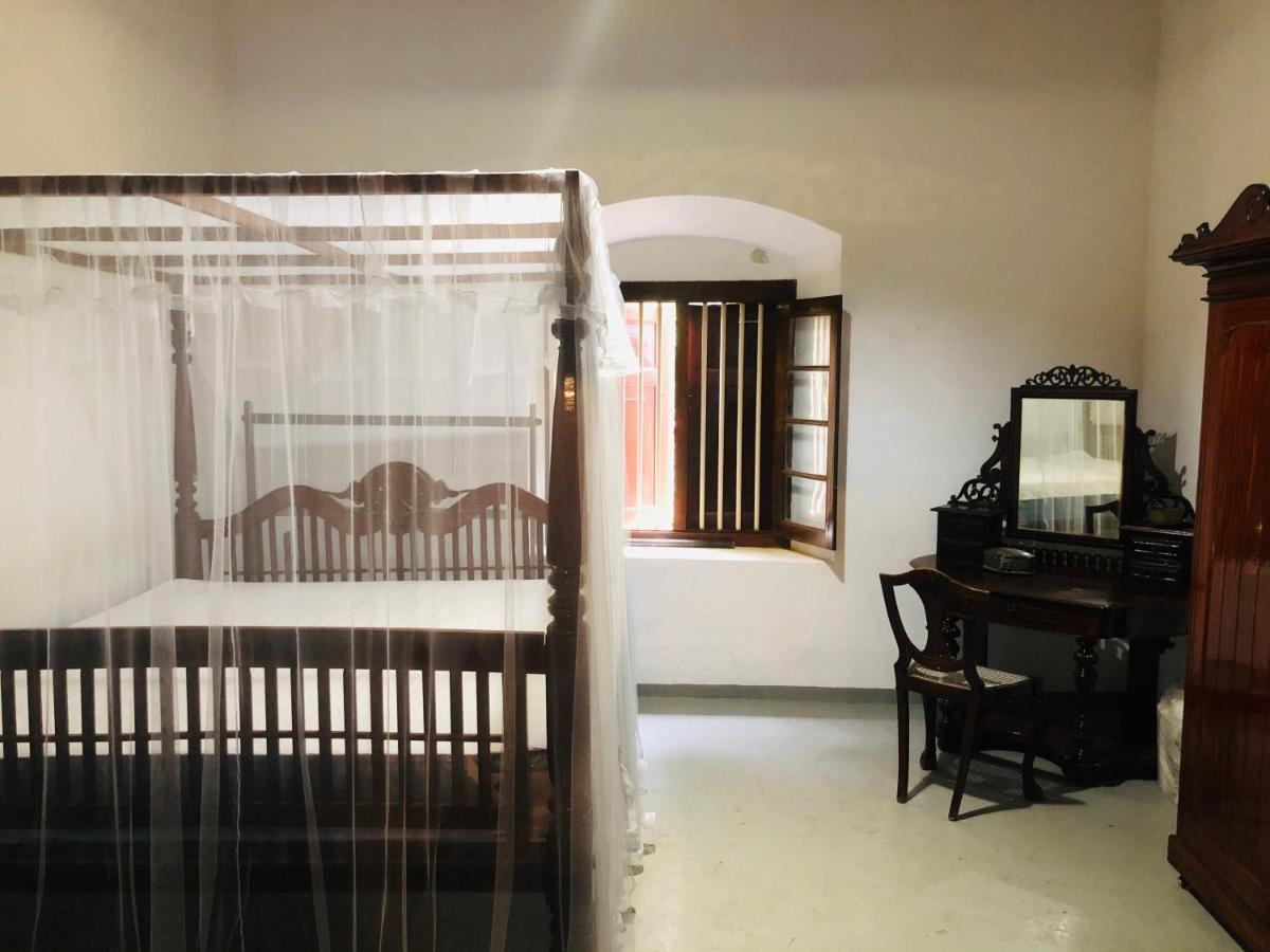 Gileemale Walawwa & Estate Hotel Ratnapura Buitenkant foto